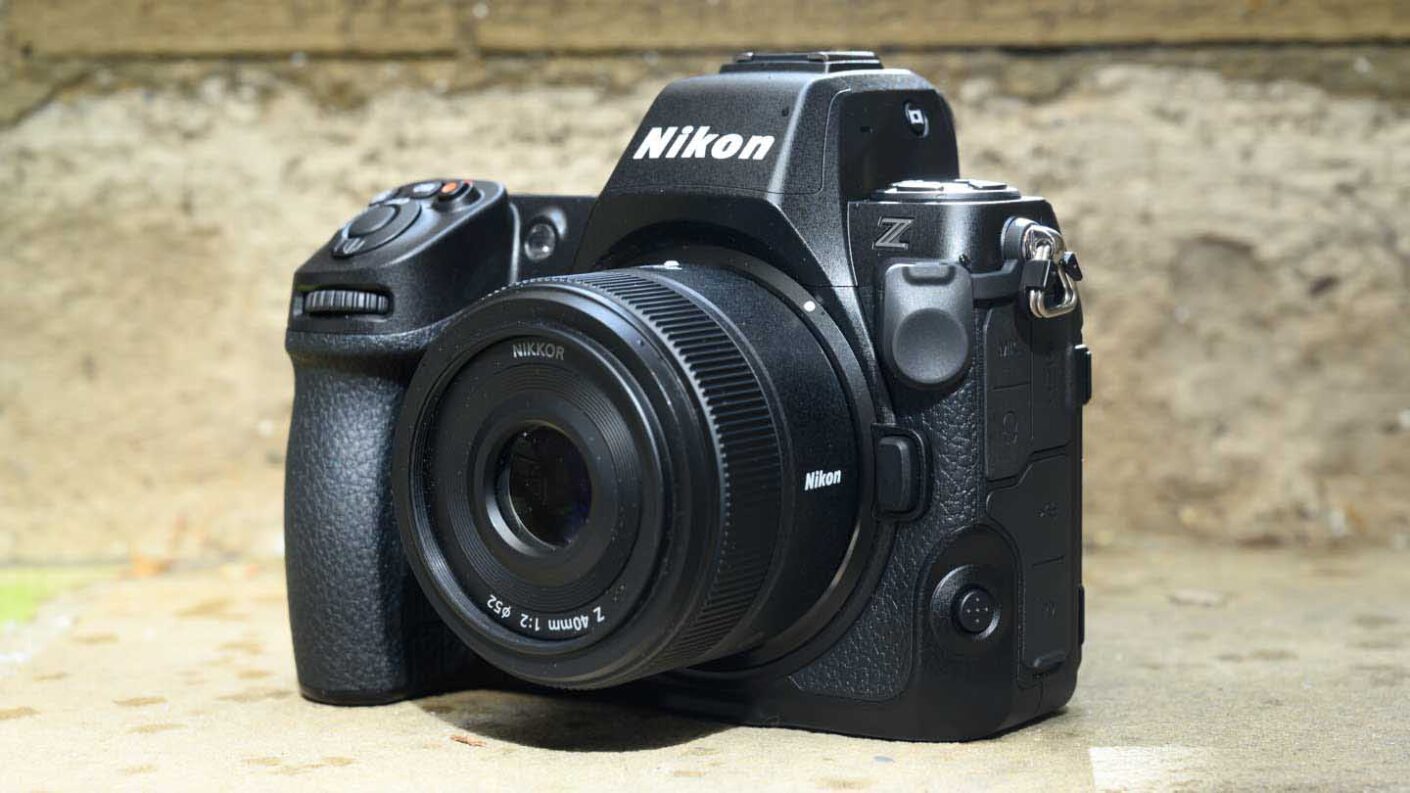 Nikon Z8 front/side